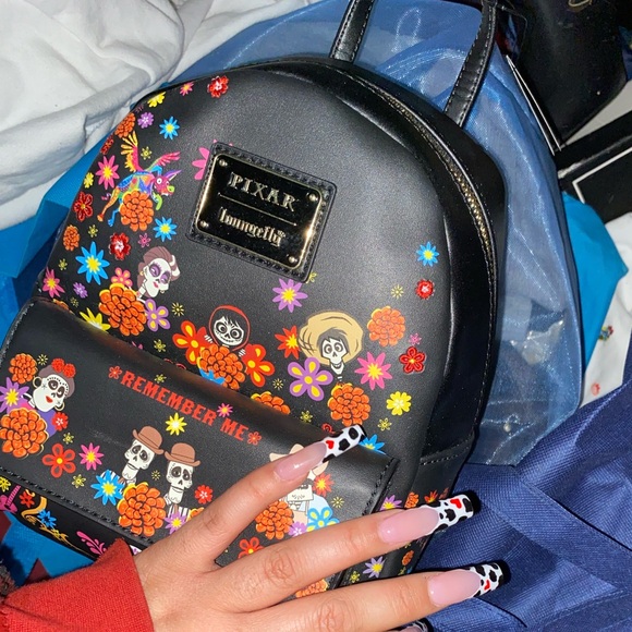 Coco Loungefly Backpack - Picture 9 of 9